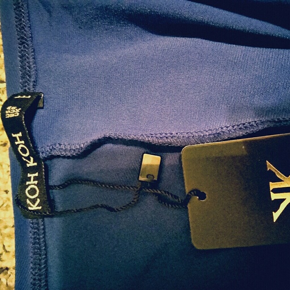 Dress - Picture 4 of 7